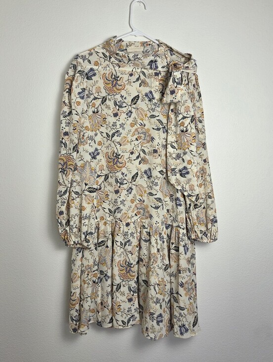 Ulla Johnson Dresses & Skirts - Ulla Johnson Lula Silk Floral-print Minidress W/ a bow detail Size 10